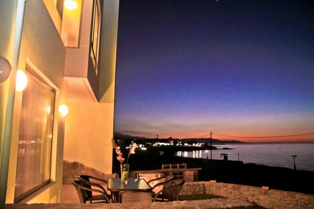 Sea View Beachfront Villa Peri Гуве Экстерьер фото